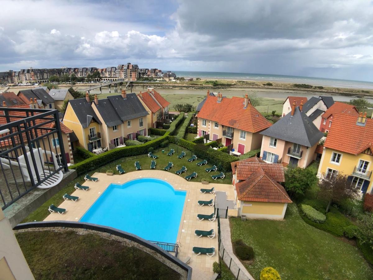 Divine Marina Vue Mer - Piscines Dives-sur-Mer Exterior photo